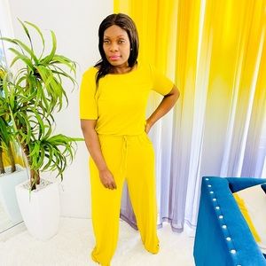 Zenana Wide leg jumpsuit with pockets